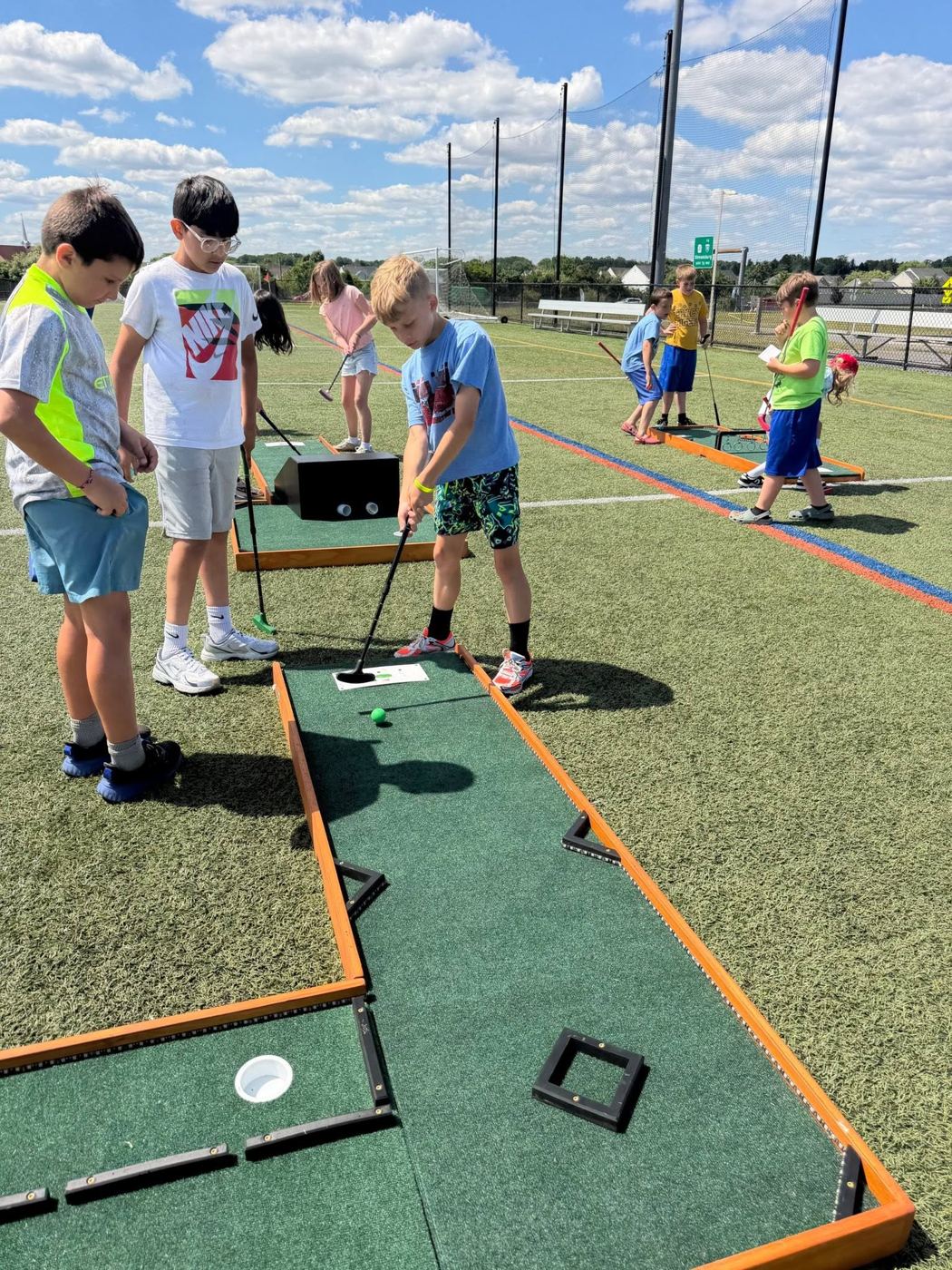 Mobile Mini Golf at a Points Up event